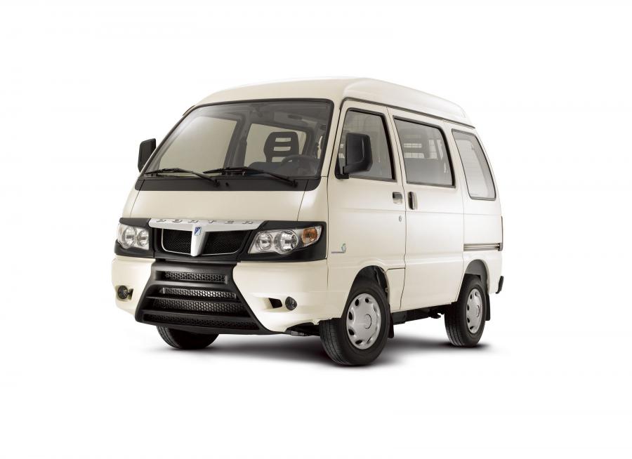  Piaggio Porter Glass Van Electric 2010 года  (фото 3 из 6)